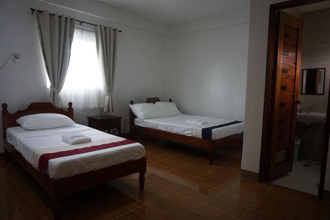 Lugano Bed And Breakfast Santa Ana  Экстерьер фото